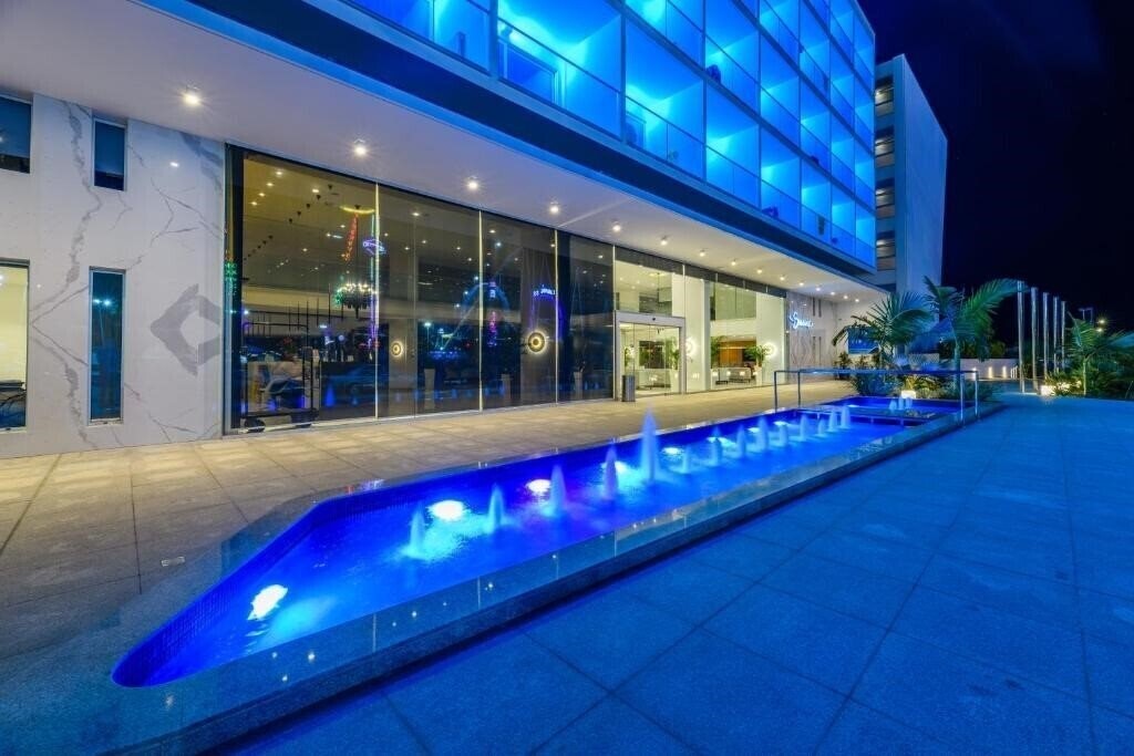 Zdjęcie Tasia Maris Seasons Hotel 4*