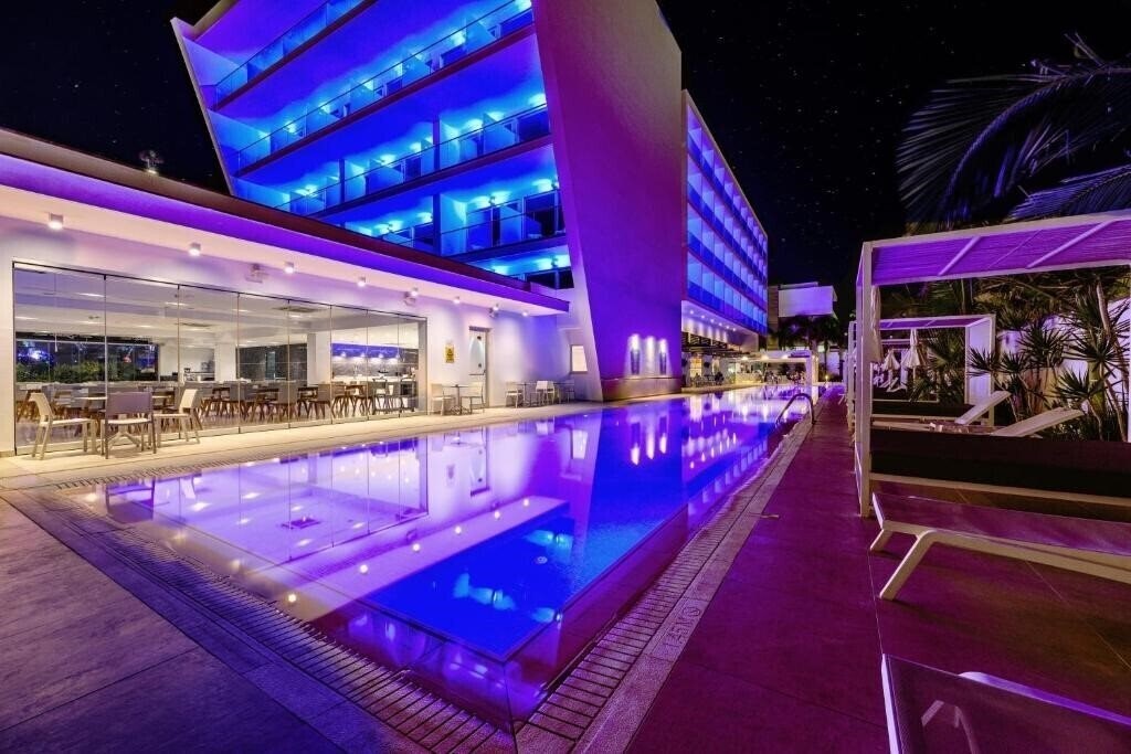 Obraz Tasia Maris Seasons Hotel 4*