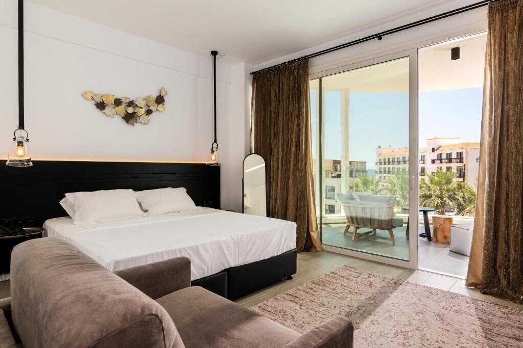 Zdjęcia Abacus Suites 4*