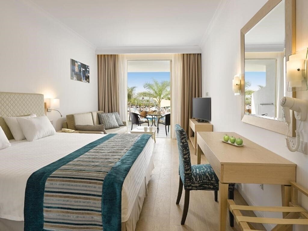 Фотографія Olympic Lagoon Resort Ayia Napa (ex. Olympic Napa) 5*