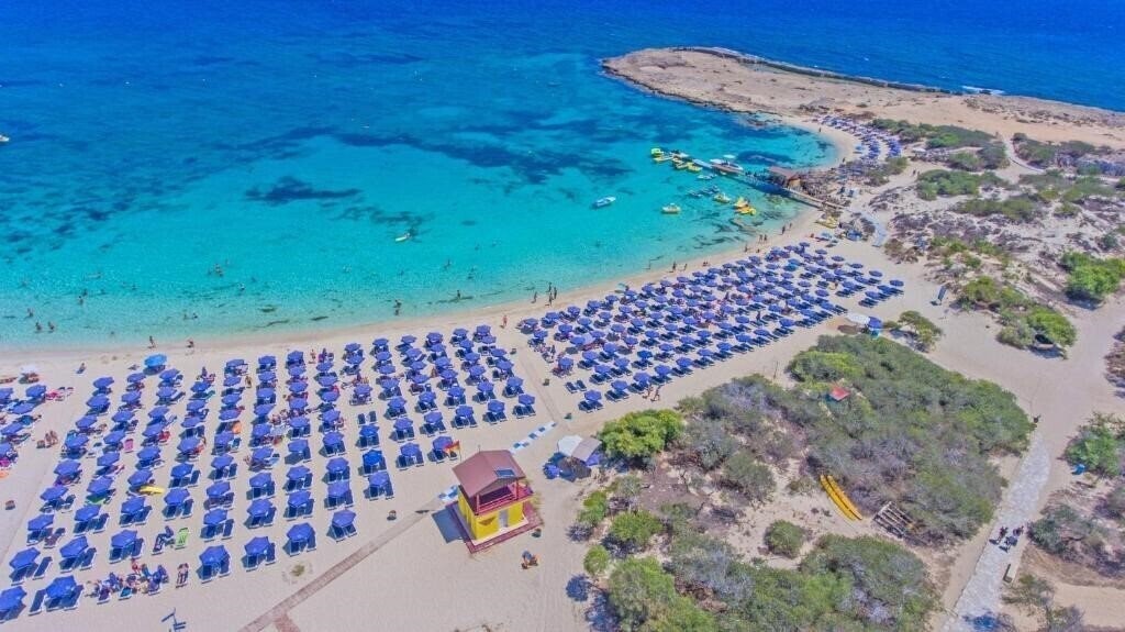 Фото The Dome Beach Resort 4*