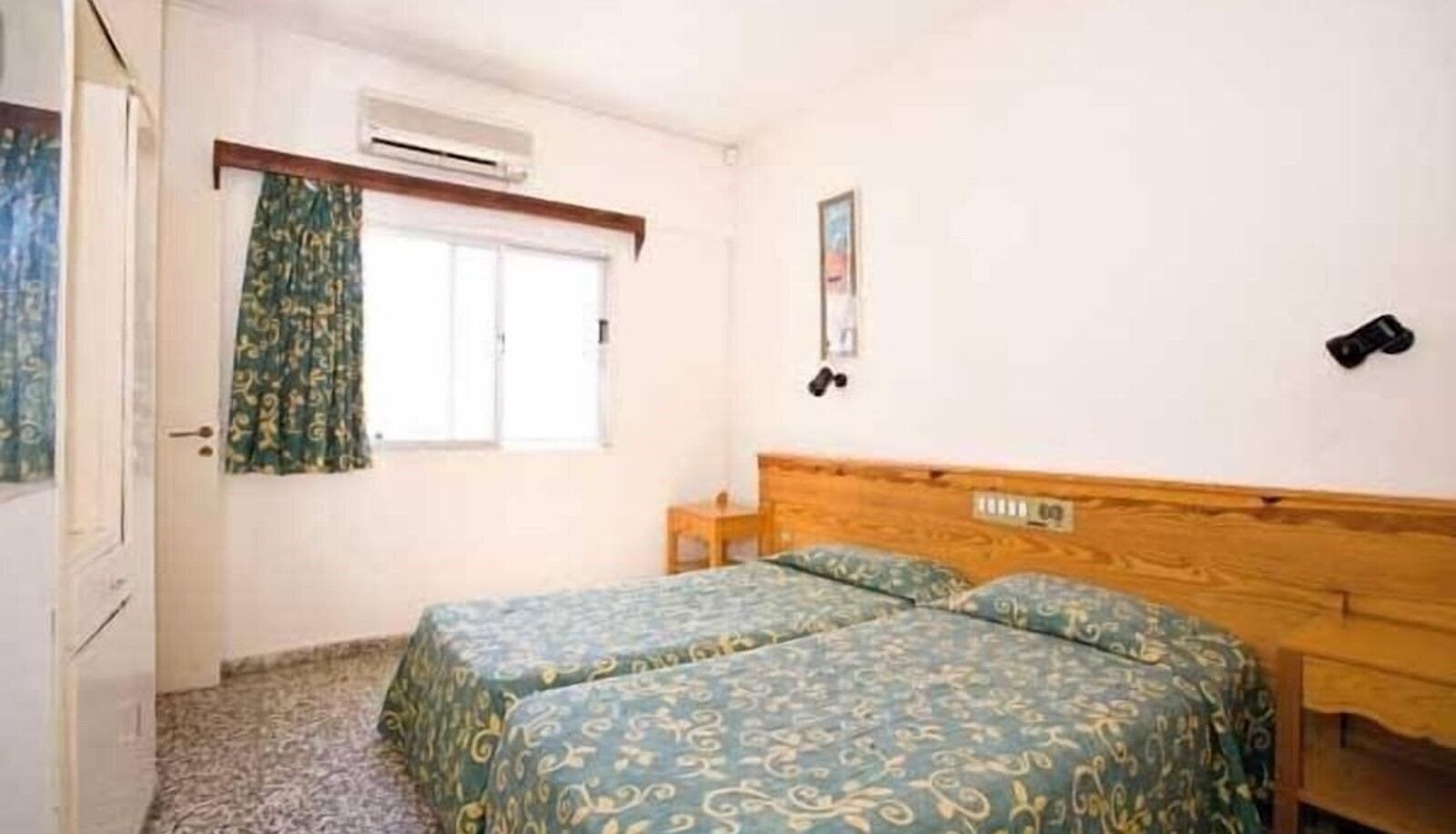 Zdjęcie Salmary Hotel Apartments 2*