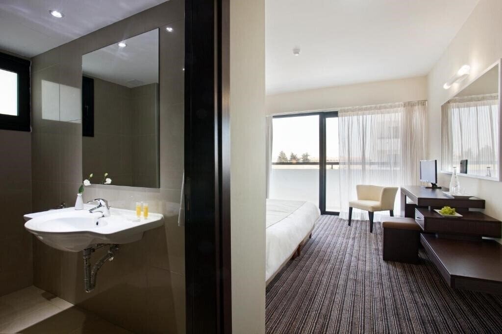 Фотографія Christofinia Hotel 4*