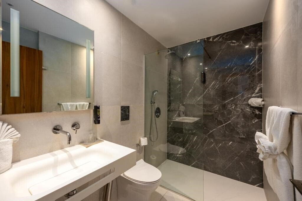 Zdjęcie Melpo Antia 4*