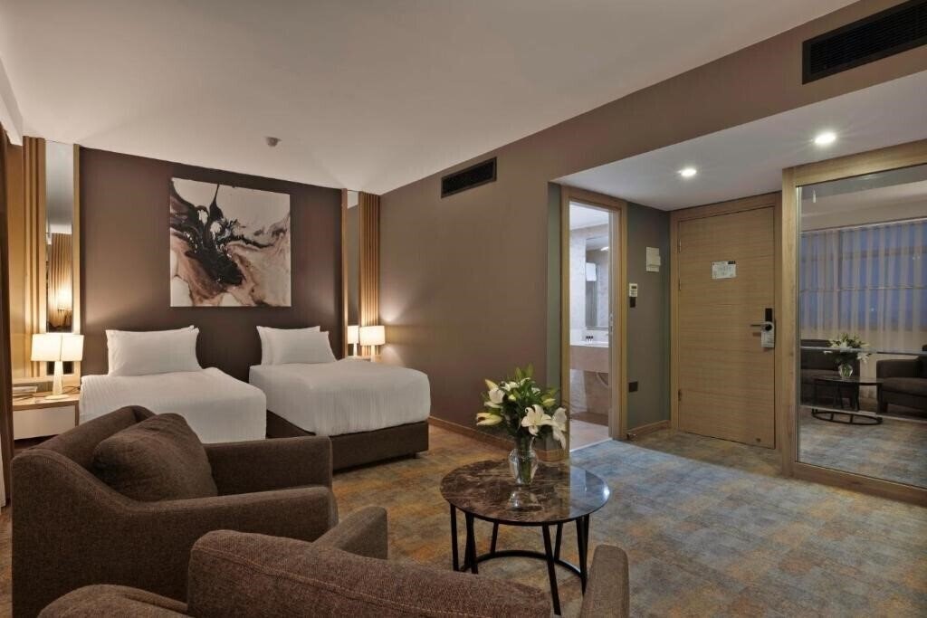 Фото Grand Sapphire City Hotel 3*