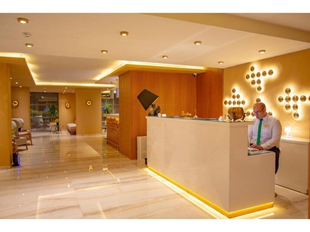 Фотографія La Terrazza Hotel 5*