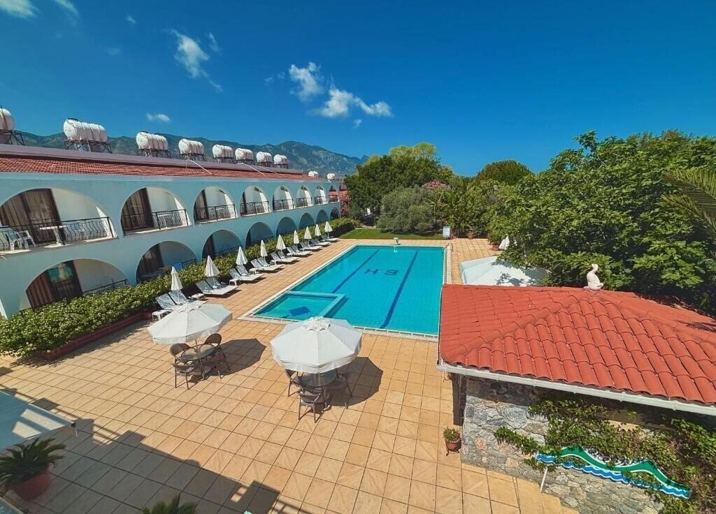 Zdjęcie Bare Hill Holiday Village 2*