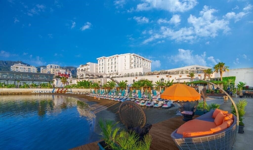 Hotel Les Ambassadeurs отель без категории