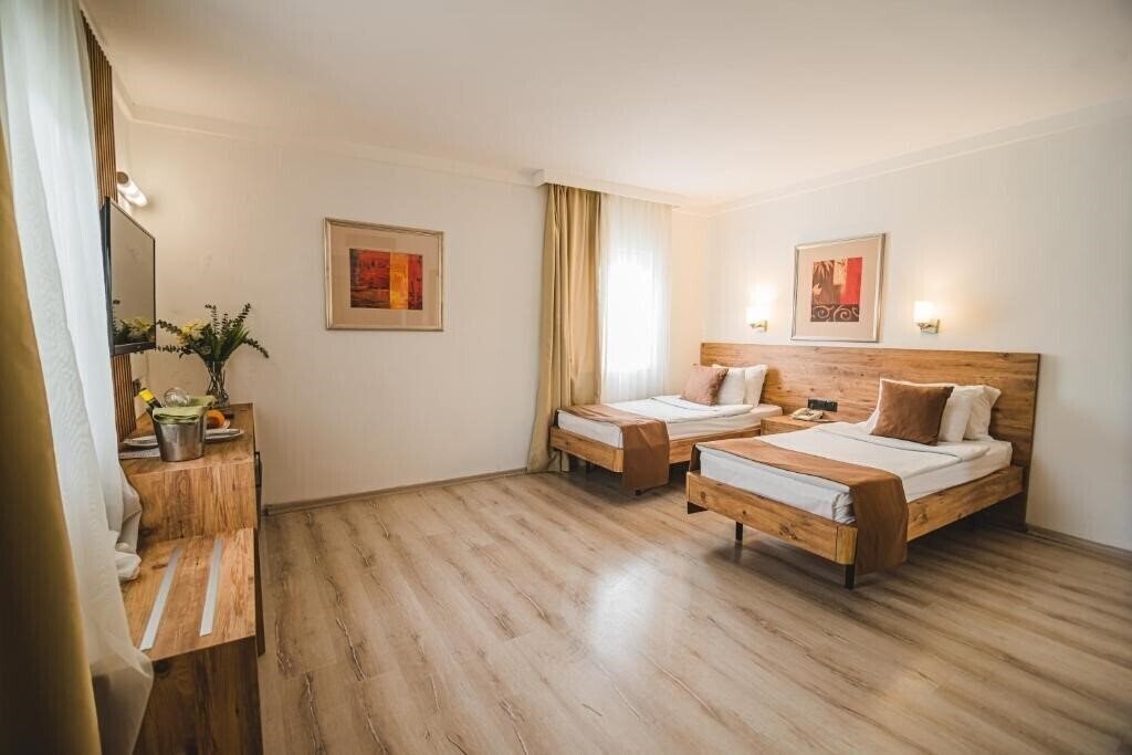 Фото Uptown Buyuk Anadolu Girne 3*