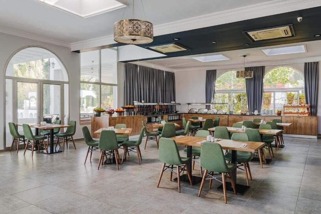Фотография Uptown Buyuk Anadolu Girne 3*