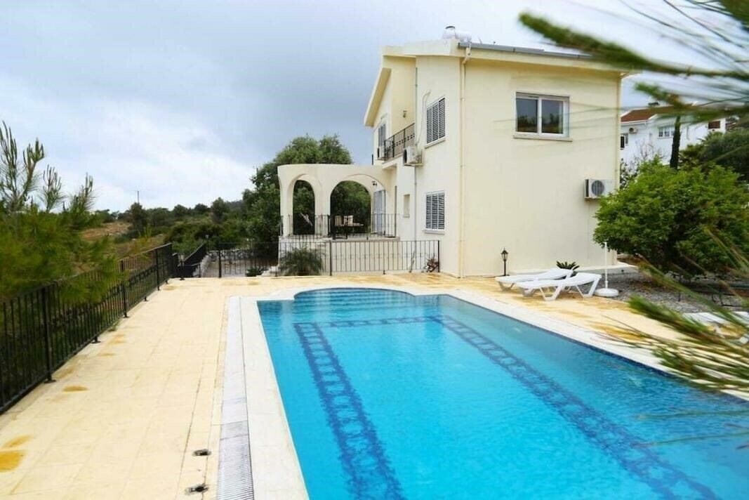 Hotel Villa Verde By Amy Villas 3*