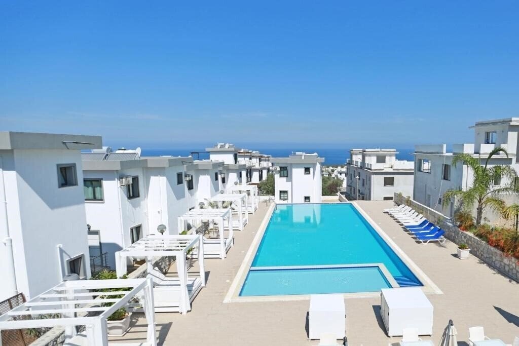 Hotel Paradise Villa 3*