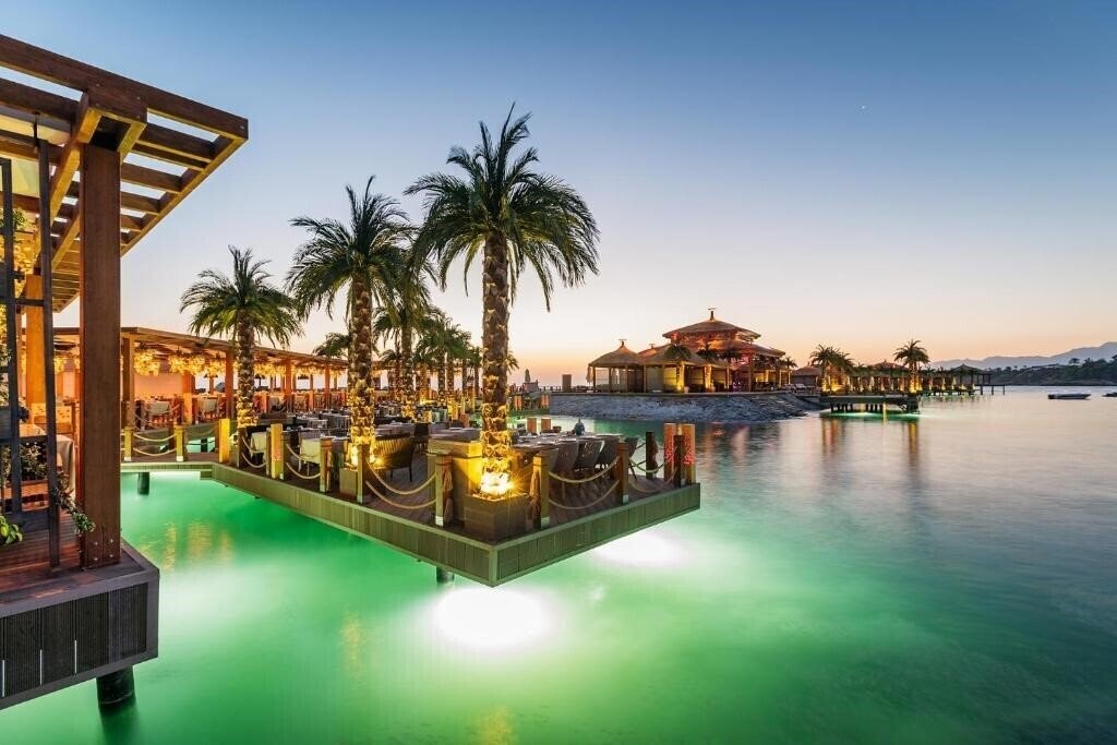 Фотографія Cratos Premium Hotel & Casino & SPA 5*