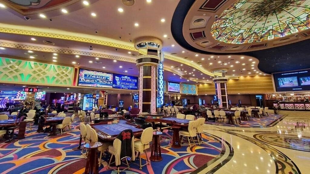 Zdjęcie Hotel Sempati 3*