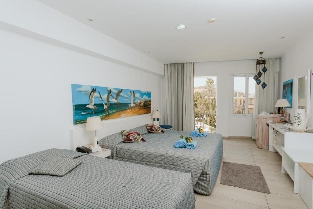 Zdjęcie Opera Hotel 2*