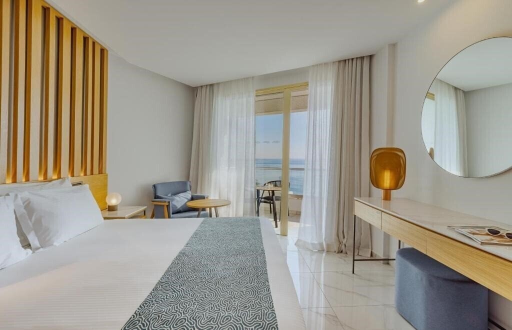 Zdjęcia Golden Bay Beach Hotel 5*