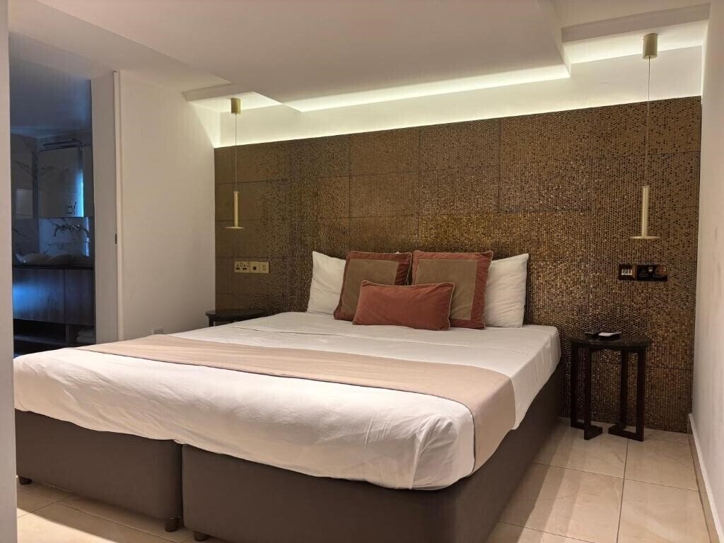 Отель Tuck Inn 3*