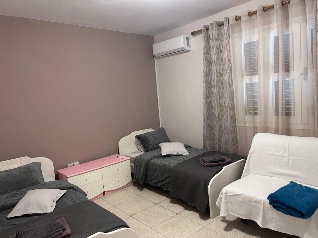 Фотографія Ptolemaidos Cosy Family Apartment 2*