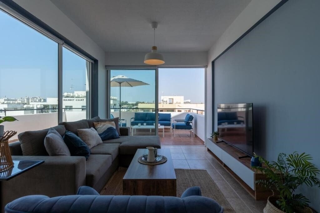 Zdjęcia Chloris 3 - Bedroom Apartment W/ Pool In Larnaca 3*