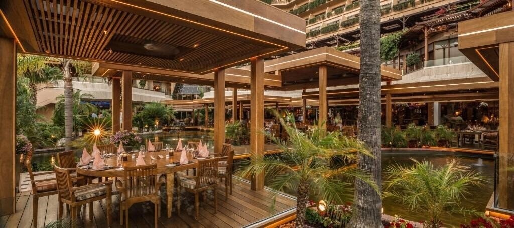 Zdjęcie Four Seasons Hotel 5*