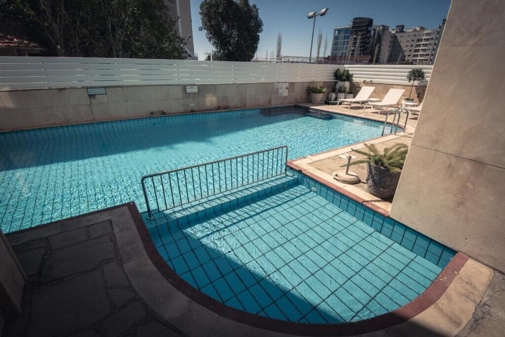 Zdjęcie Chrielka Suites 3*