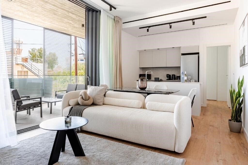 Hotel Yamas Urban Living Sunny Pool Penthouse 4*