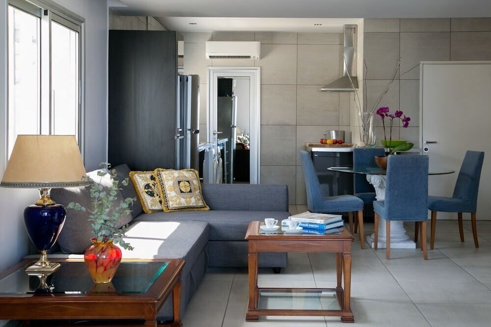 Готель City Sea Business Suites 4*