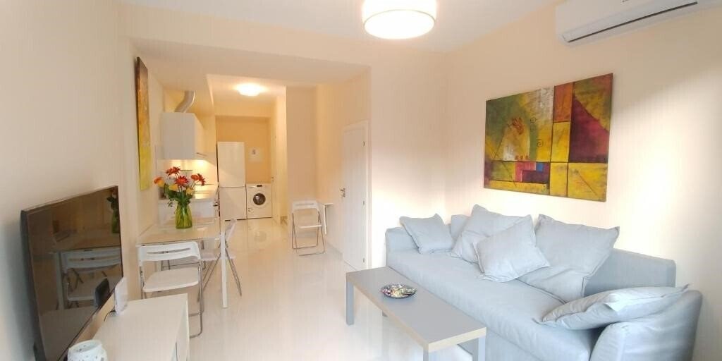 Готель Galatex Beach Living 4*