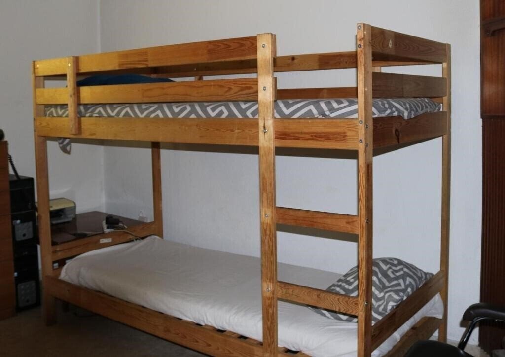Фото Costas Hostel Action 1*