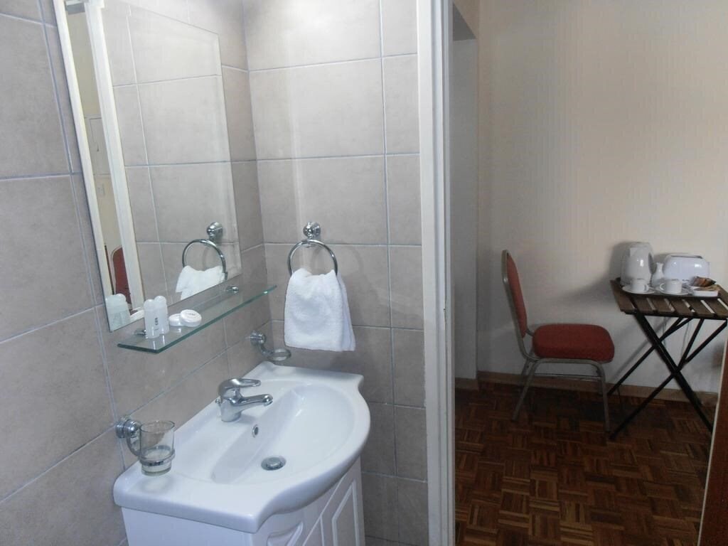 Obraz Executive Suites 3*