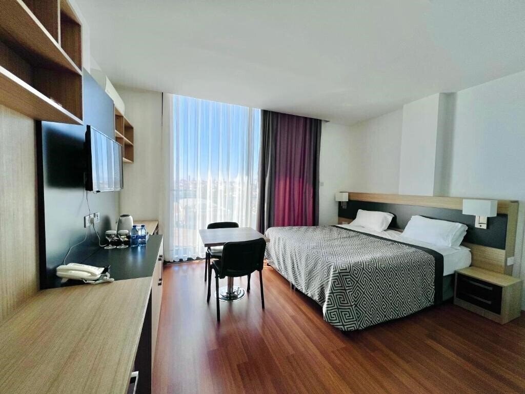 Фотографія Sky Roof Hotel 3*