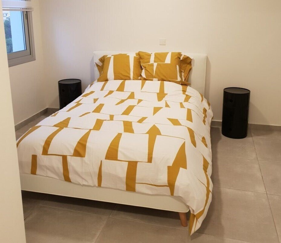 Zdjęcie Luxury Modern Spacious Flat In Egkomi 3*