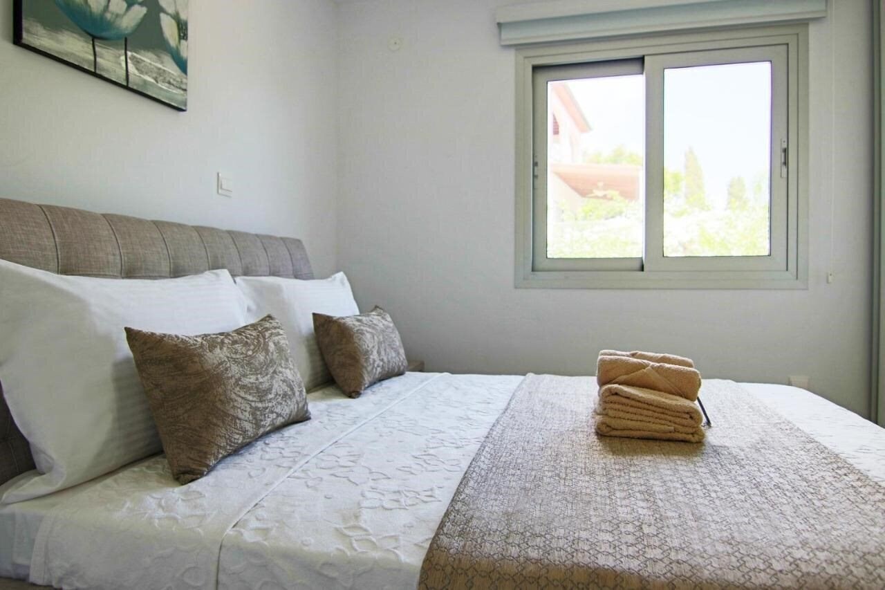 Zdjęcie Phaedrus Living: Luxury Villa Ellison 4*