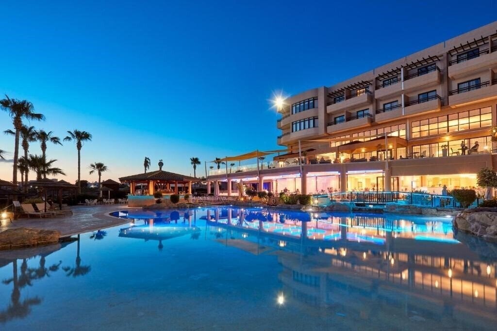 Hotel Atlantica Golden Beach 4*