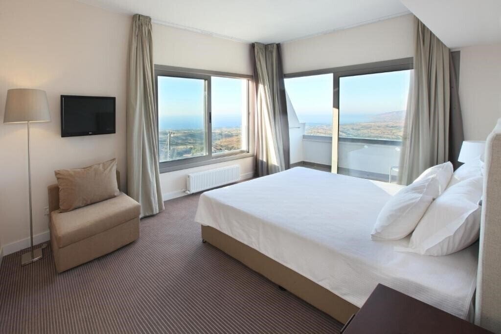 Изображение Droushia Heights Hotel 3*