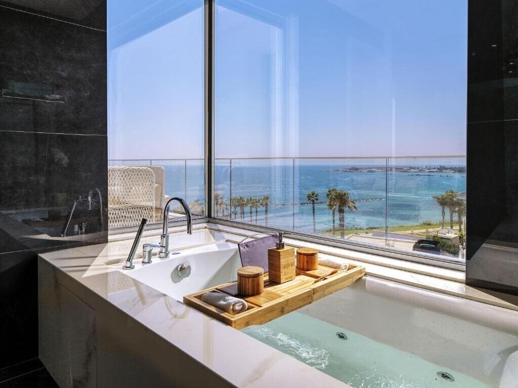 Фотографія Amavi Hotel Paphos 5*