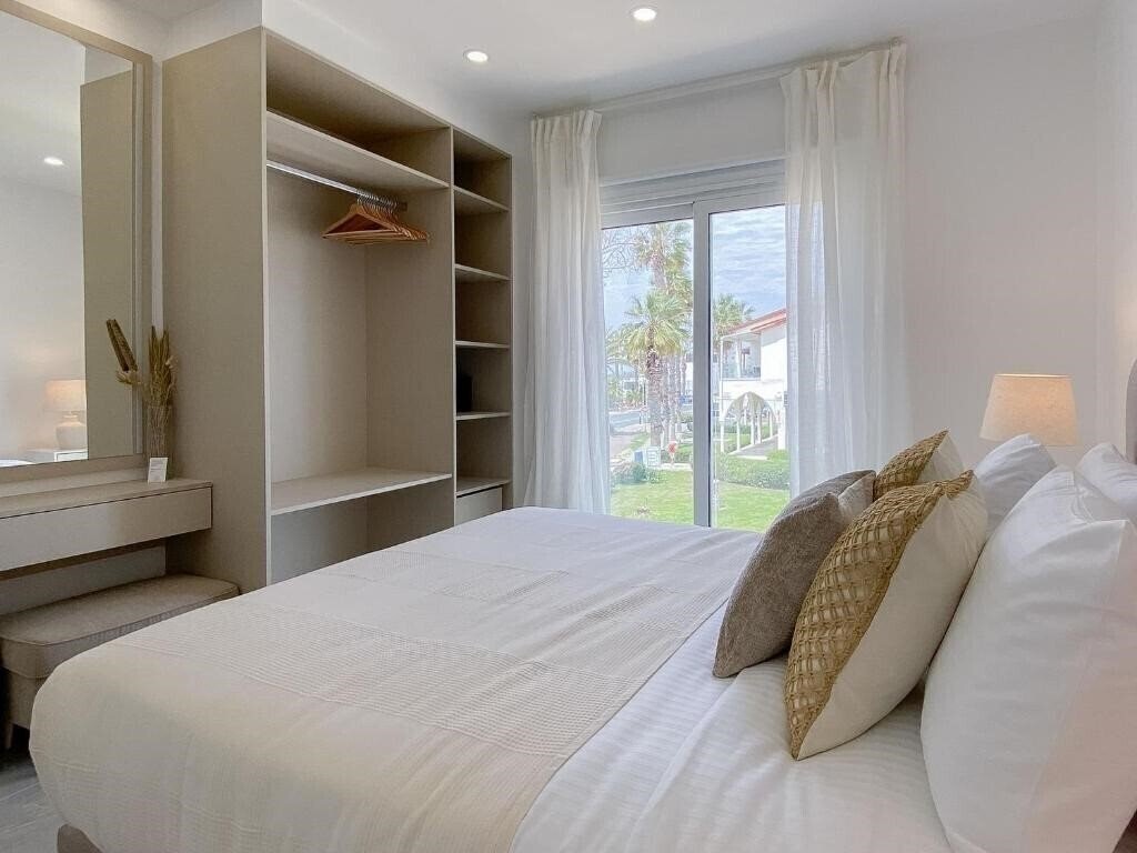 Obraz Phaedrus Living Seaview Luxury Flat Limnaria 134 4*