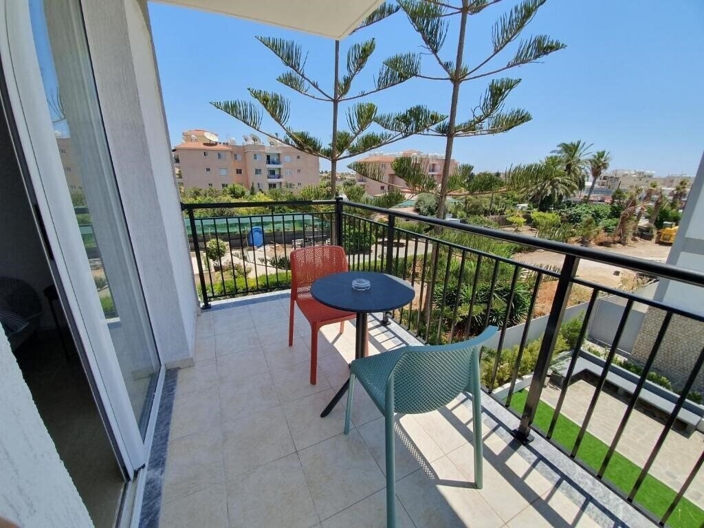 Zdjęcie Valentinos Apartments 3*