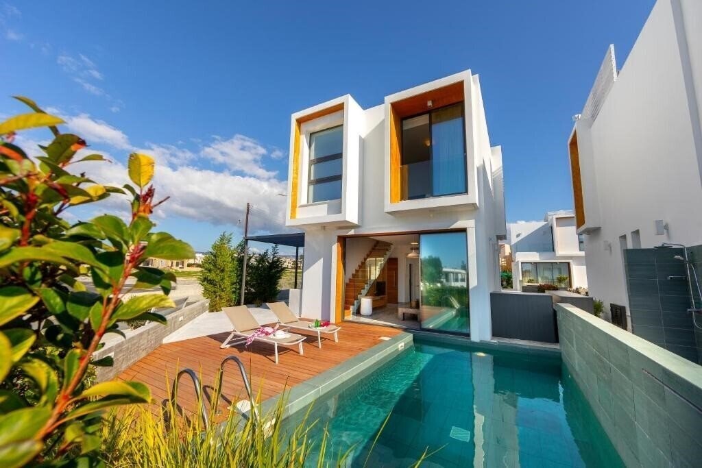 Готель Villa Laurus 6 3*