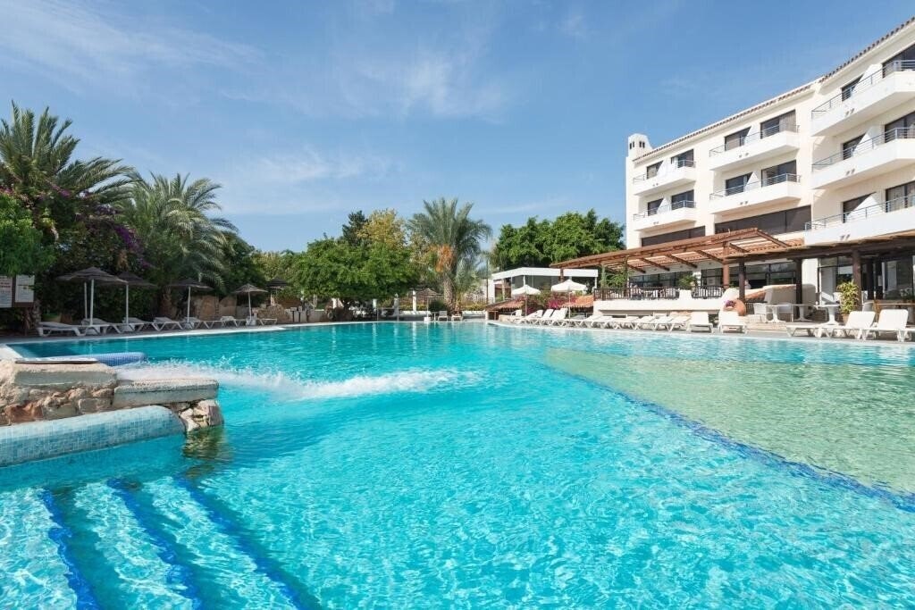 Hotel Paphos Gardens Holiday Resort 3*
