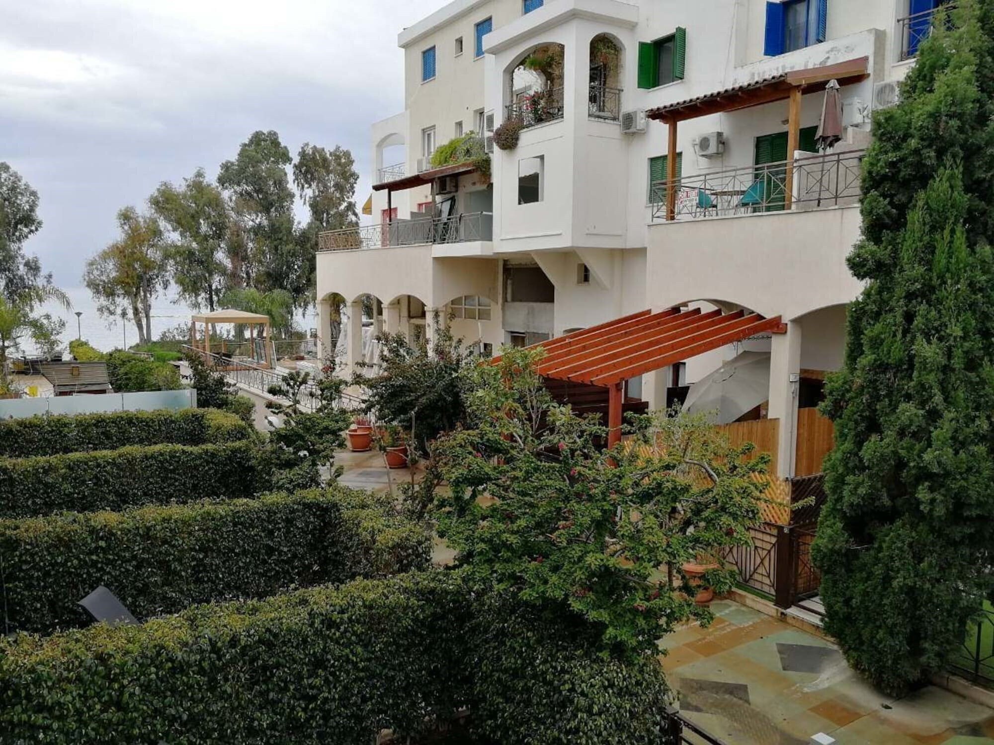 Hotel V.I.P. Galatex 3*