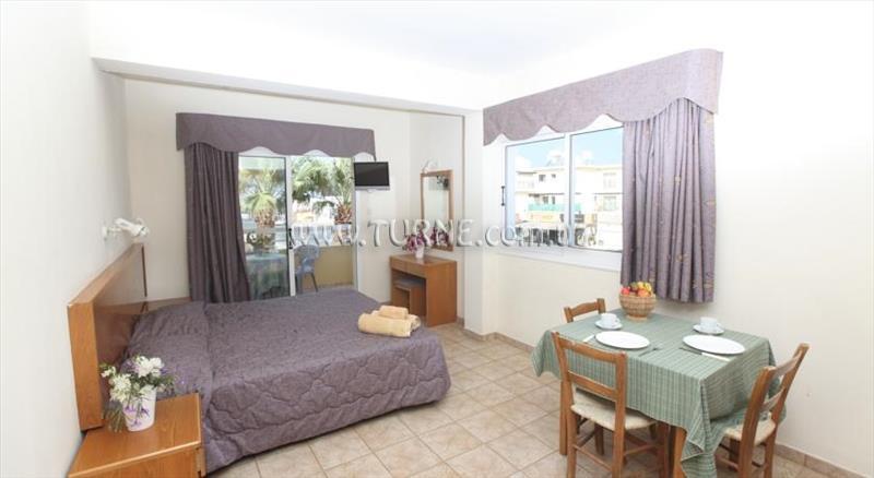 Hotel Captain Karas Holiday Apartments 2*