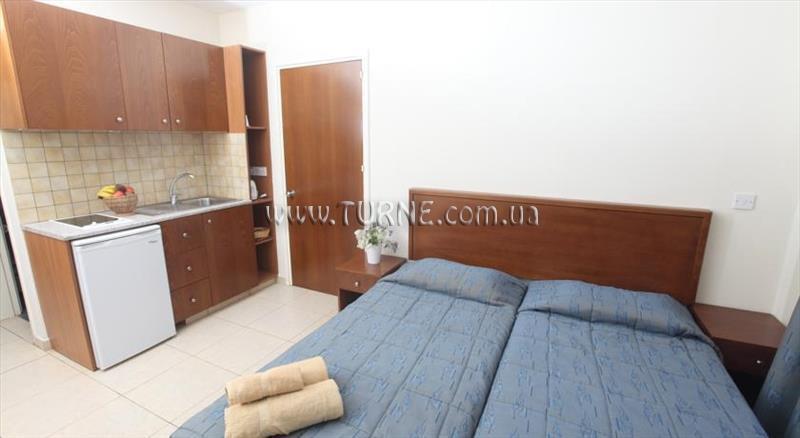 Zdjęcie Captain Karas Holiday Apartments 2*