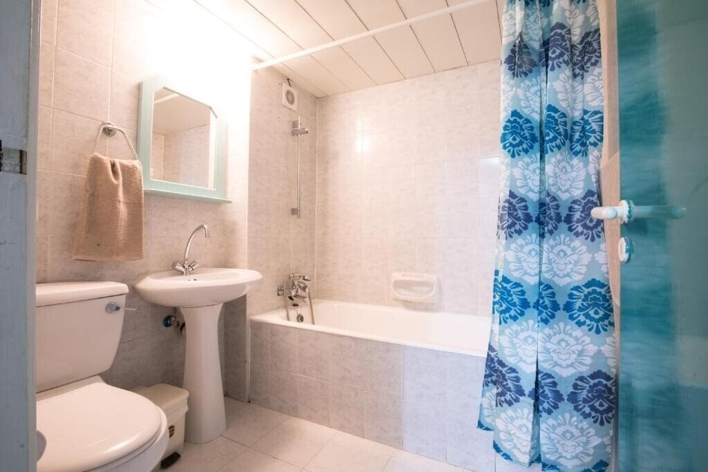 Фотография Debbiexenia Hotel 3*