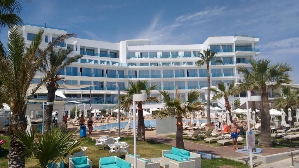 Zdjęcie Vrissaki Beach Hotel 3*
