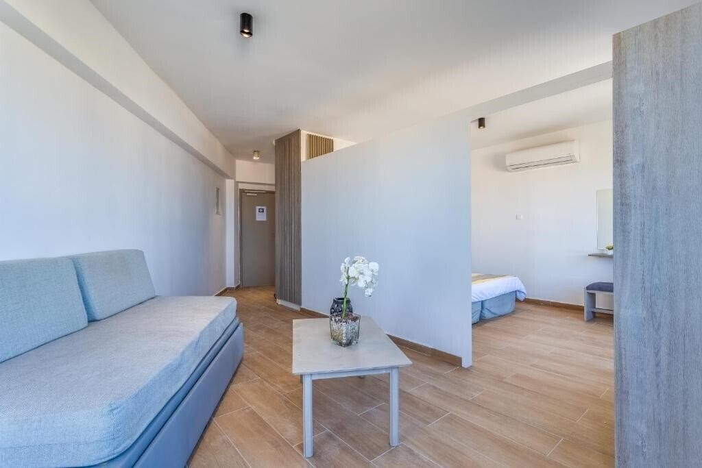 Zdjęcie Toxotis Hotel Apts 3*