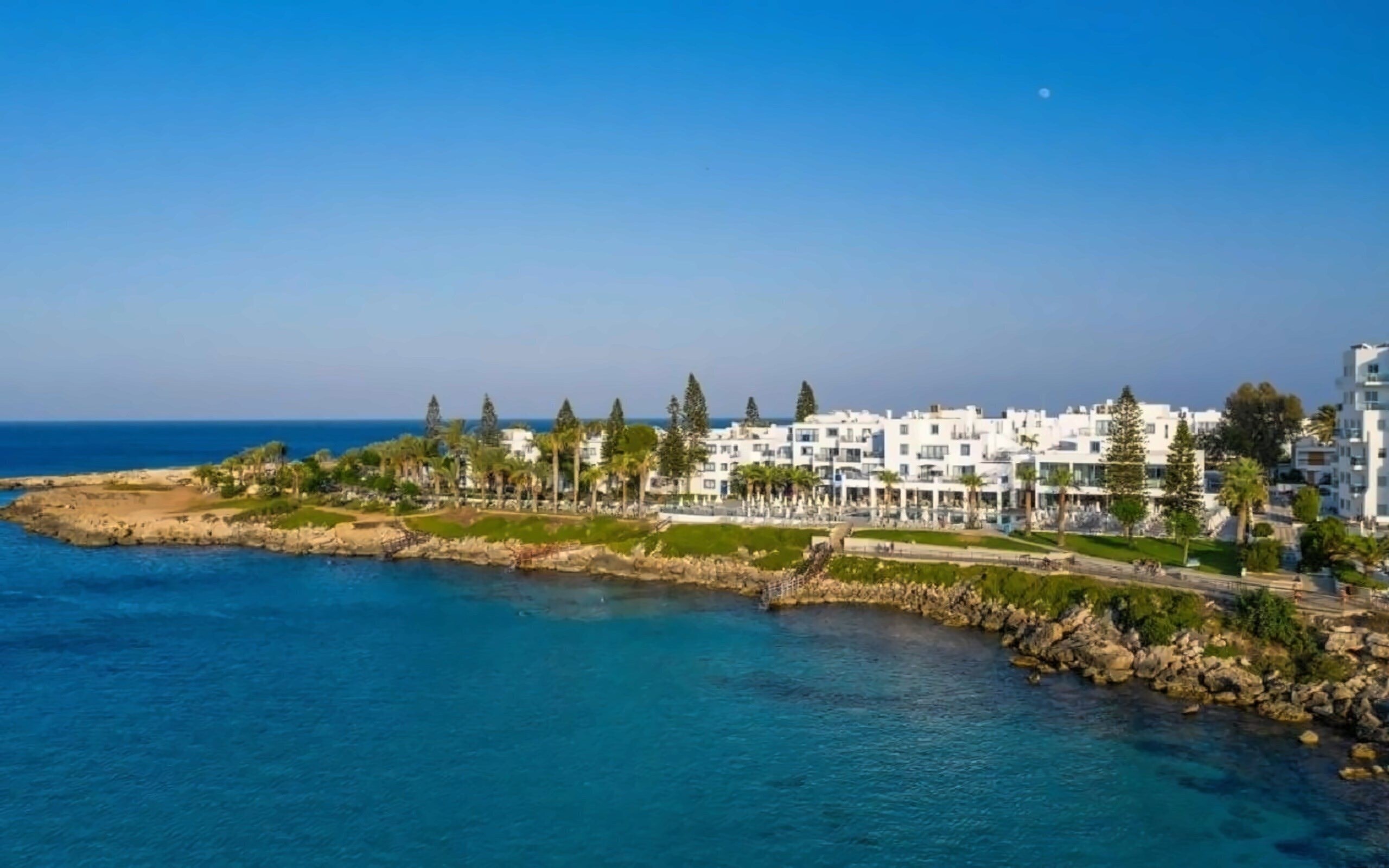 Zdjęcie Nausicaa Beach 4*