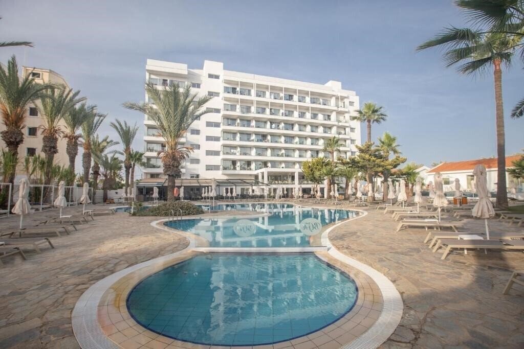 Hotel Bohemian Gardens Hotel 4*