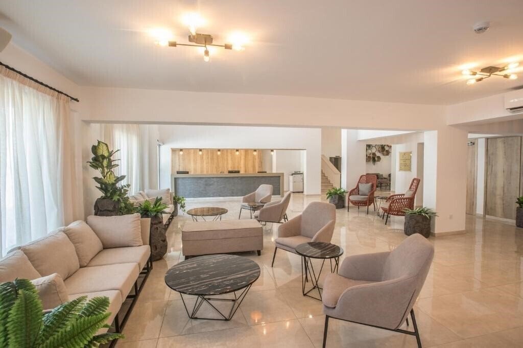 Zdjęcie Bohemian Gardens Hotel 4*