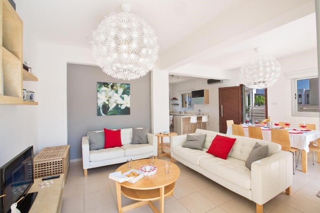 Zdjęcie Kalamies Beach Villas 3*